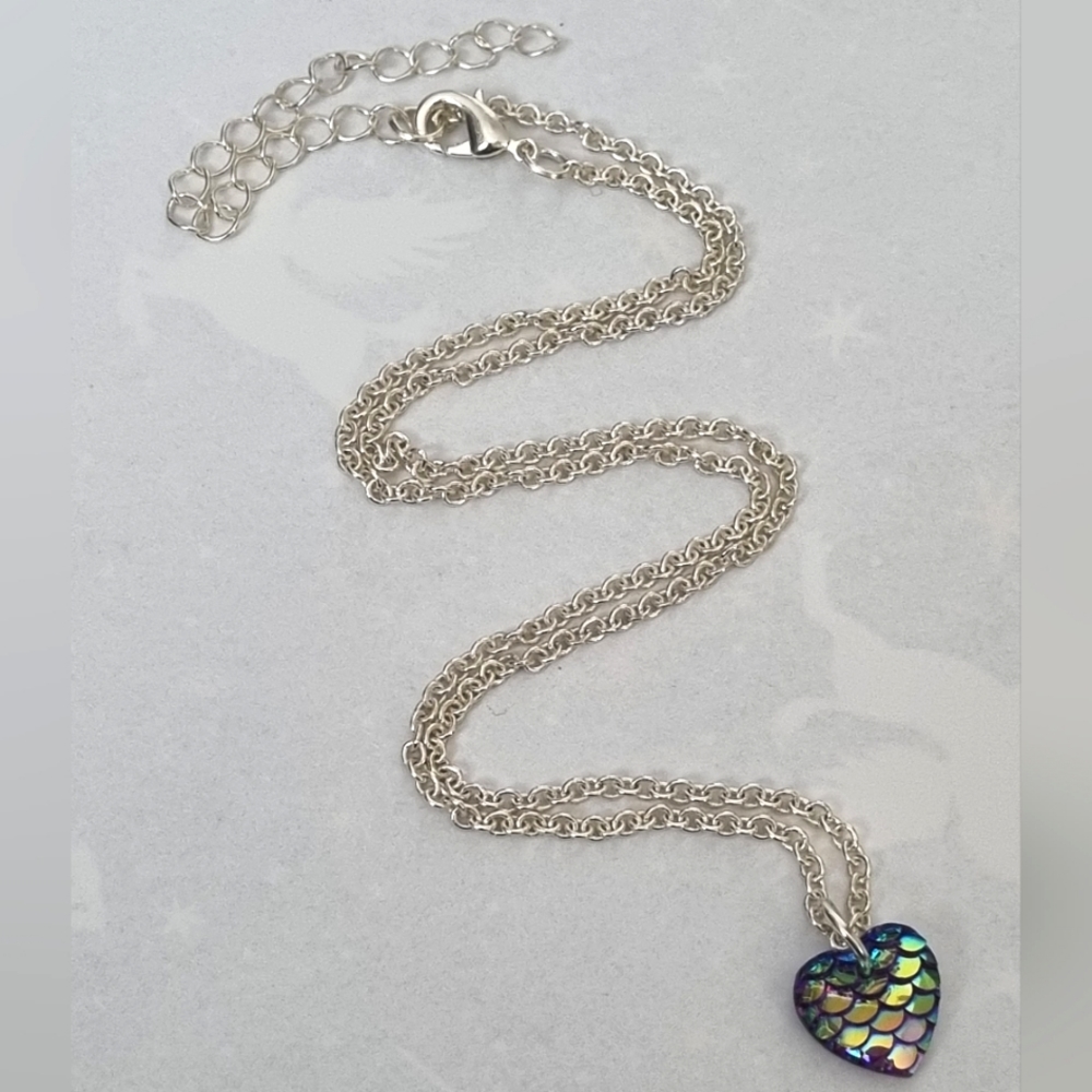Necklace | Statement Iridescent Heart Pendant | Mermaidcore | Fashion Jewellery. - Picture 5 of 9